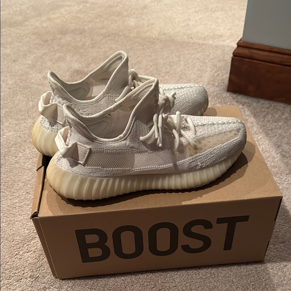 Yeezy Boost 350 V2 Bone